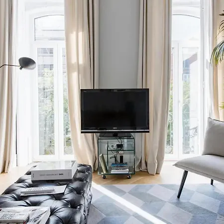 Apartamento Elegante Com Varanda * Lissabon